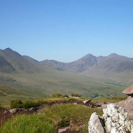 Woodford In Old Farm * Killarney