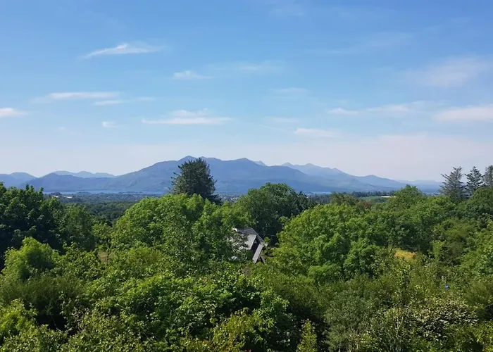 Woodford In Old Farm