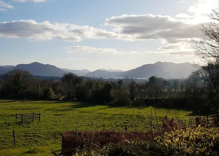 Woodford In Old Farm 度假居 *